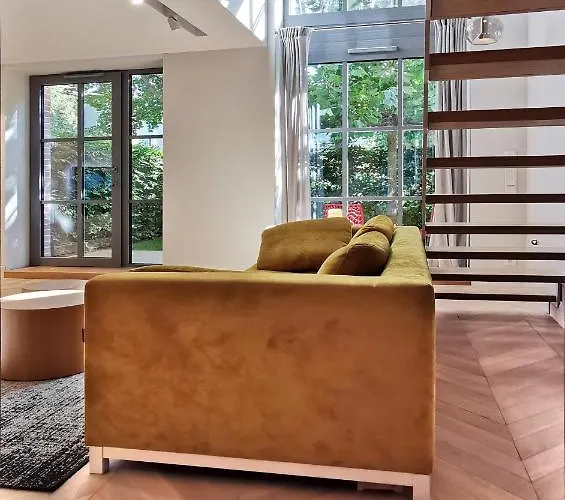 Garden * فروتسواف