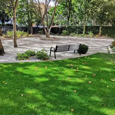City Garden Apartment *